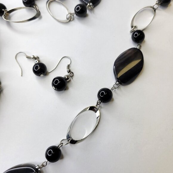 Black Beaded Necklace and Earrings Long Necklace - Picture 4 of 7